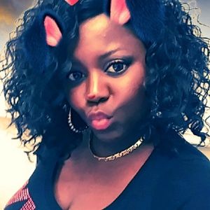 Meet your Posher, Marcia